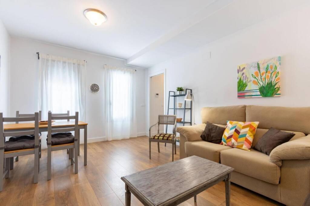 Triana Pages Oasis By Valcambre Apartment Seville Ngoại thất bức ảnh