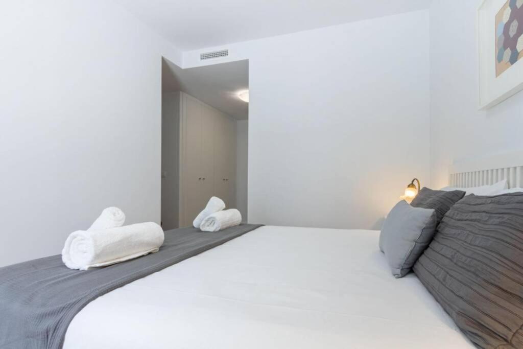Triana Pages Oasis By Valcambre Apartment Seville Ngoại thất bức ảnh